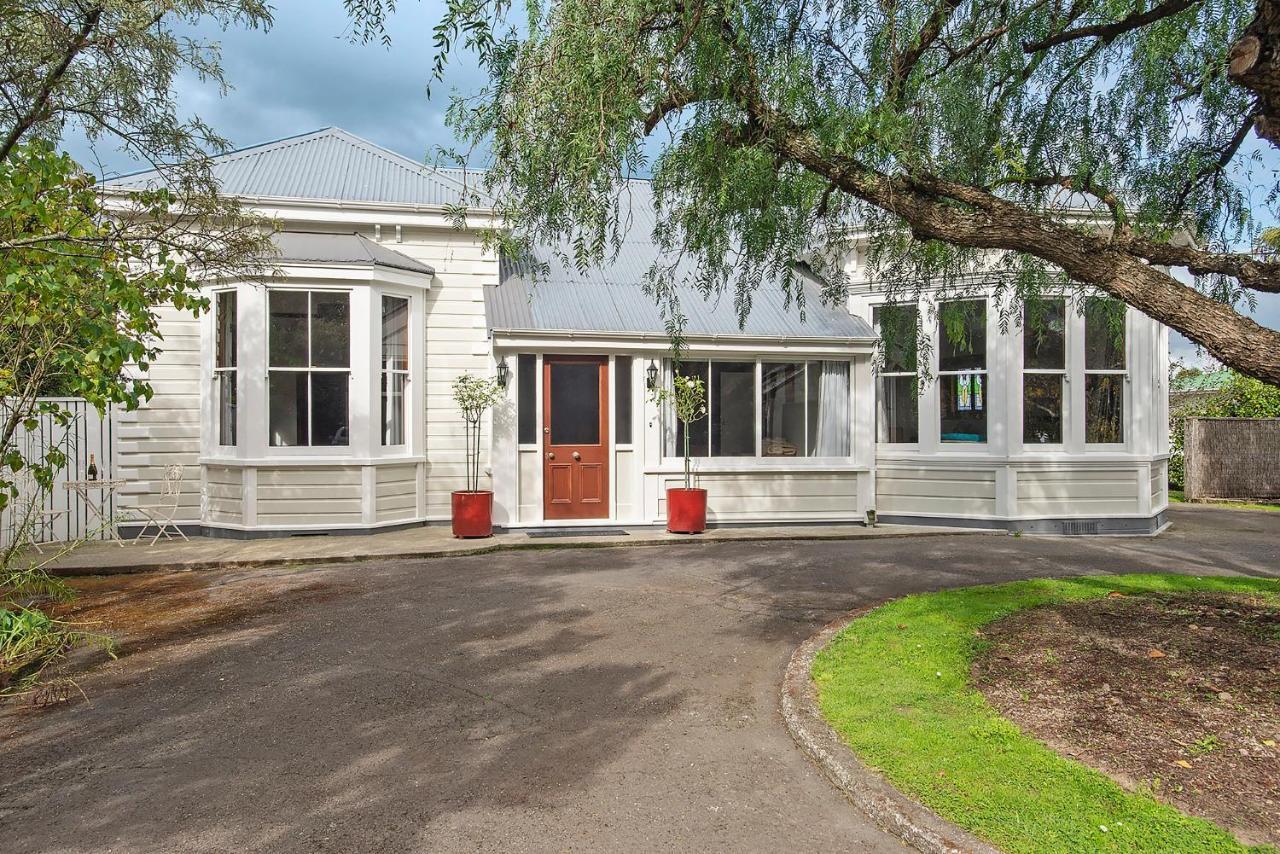 Pepper Tree Villa Masterton Exterior photo